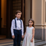 Jak ubrać dziecko do teatru? Kilka stylizacji